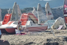 Ахтопол - централен плаж - почистване