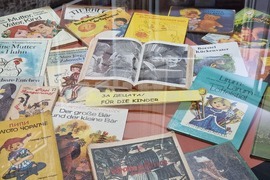 Варна - библиотека - изложба