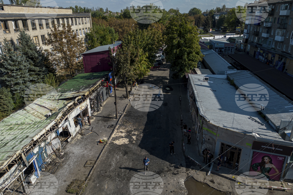 Доказателства навеждат на мисълта, че заблудена украинска ракета може да е причинила трагедията на пазара в Константиновка, съобщава в. "Ню Йорк таймс"