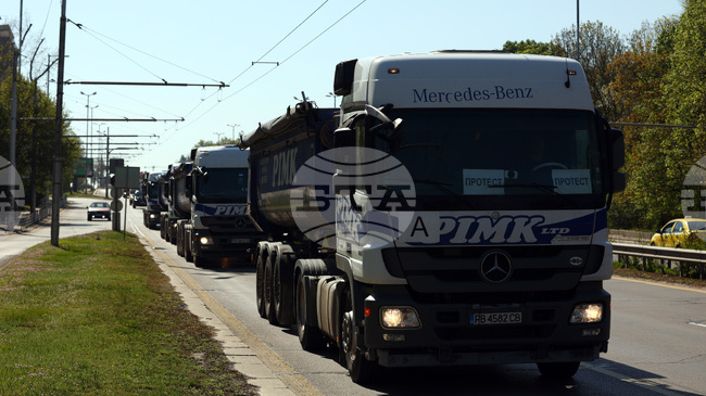 Камарата на автомобилните превозвачи приветства в своя позиция обявената държавна подкрепа за транспортния сектор, настоява да бъде постоянна