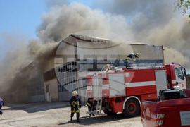 Свиленград - склад за строителни материали - пожар 