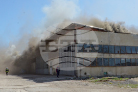 Свиленград - склад за строителни материали - пожар 