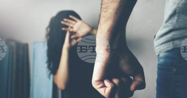 Близо една от всеки три жени е преживяла домашно насилие или сексуално насилие през живота си, заяви СЗО