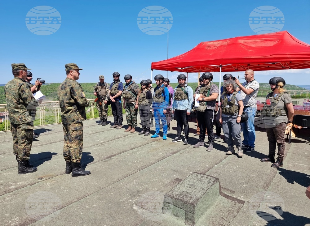 Велико Търново - НВУ "Васил Левски" - теоретично практичен курс за журналисти