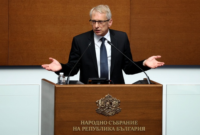При подготовката на бюджета за 2024 г. ще бъде направен преглед на програмата за бедствия и аварии, заяви премиерът Денков