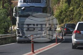 Кресна - автомобили - трафик