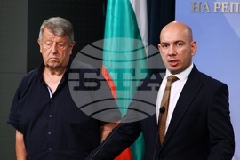 Парламент - Възраждане - брифинг