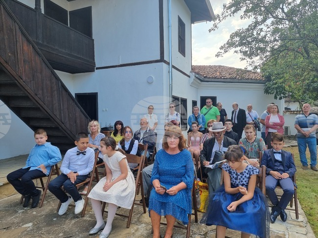 Разград - млади пианисти - конкурс - откриване