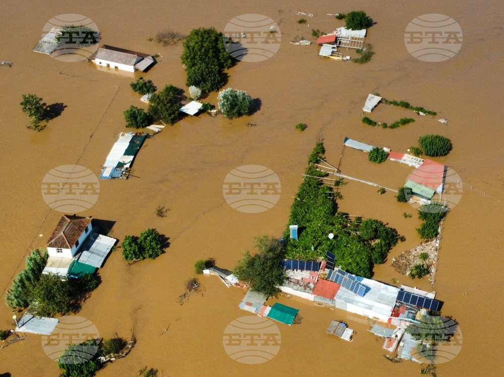 Greek Floods Death Toll Reaches 12, Situation in Thessaly Remains Critical