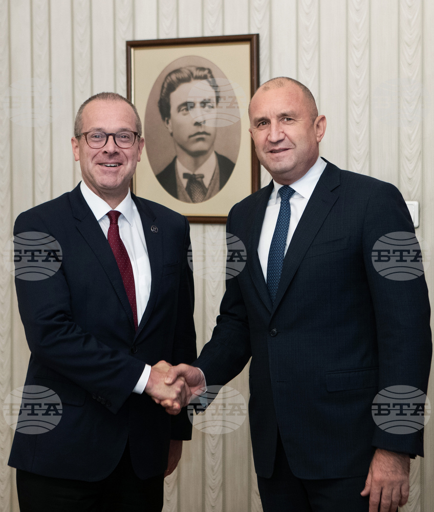 Президентът Радев: В здравната система трябва да се засилят политиките на превенция и профилактика