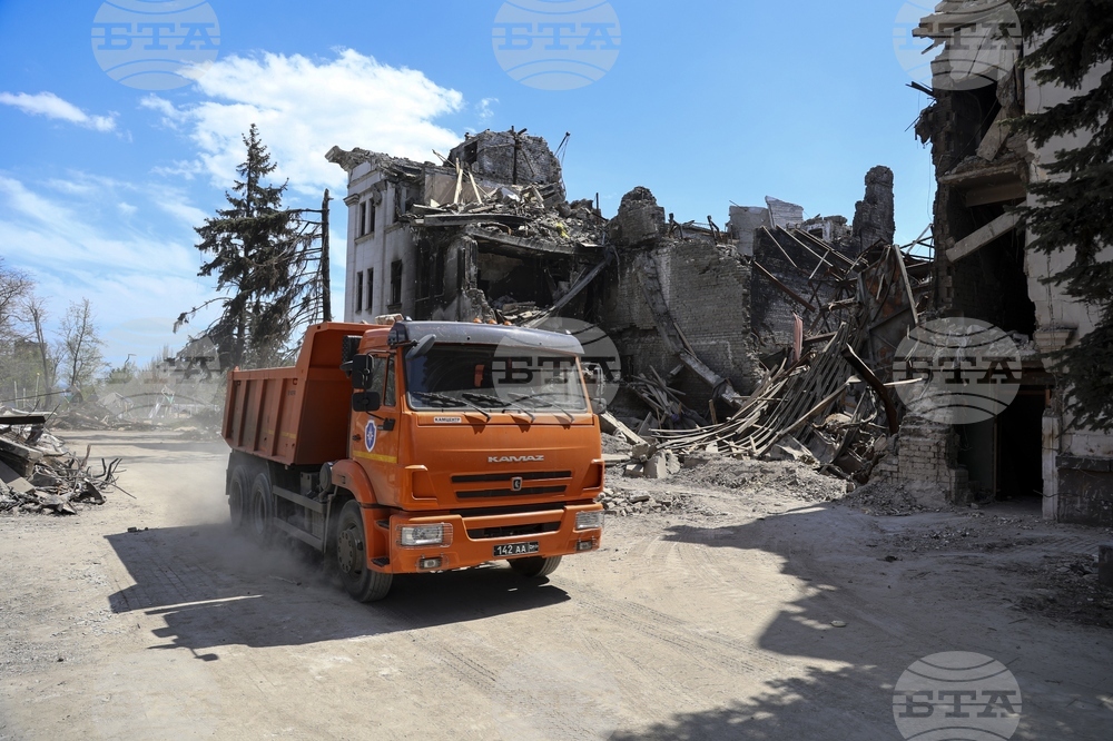 Руският производител на камиони "Камаз" намалява работната седмица и производството заради криза на пазара в Русия