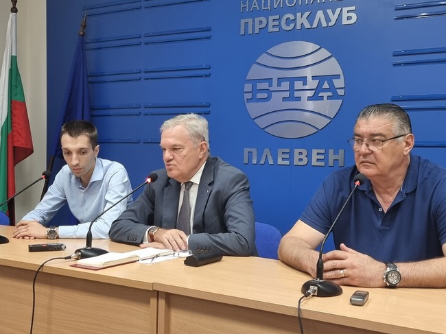 Пресконференция на Румен Петков, председател на ПП АБВ