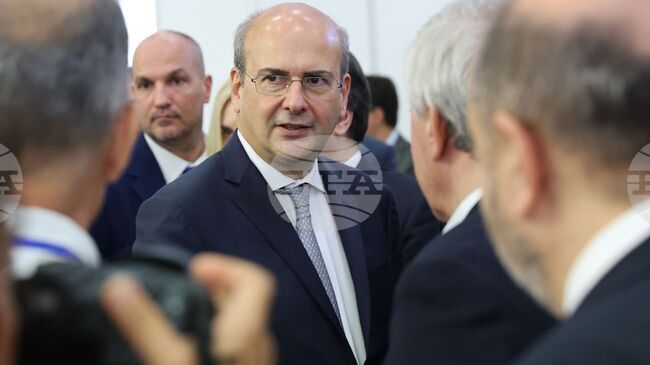 Среща между протестиращите земеделци на остров Крит и гръцкото правителство е насрочена за днес следобед