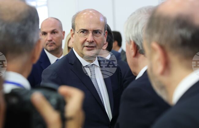 Германски издания коментират високия икономически растеж и добрите финансови показатели на Гърция