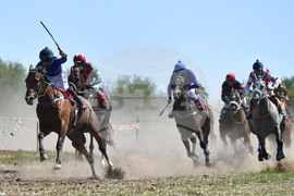 Исперих - конни надбягвания