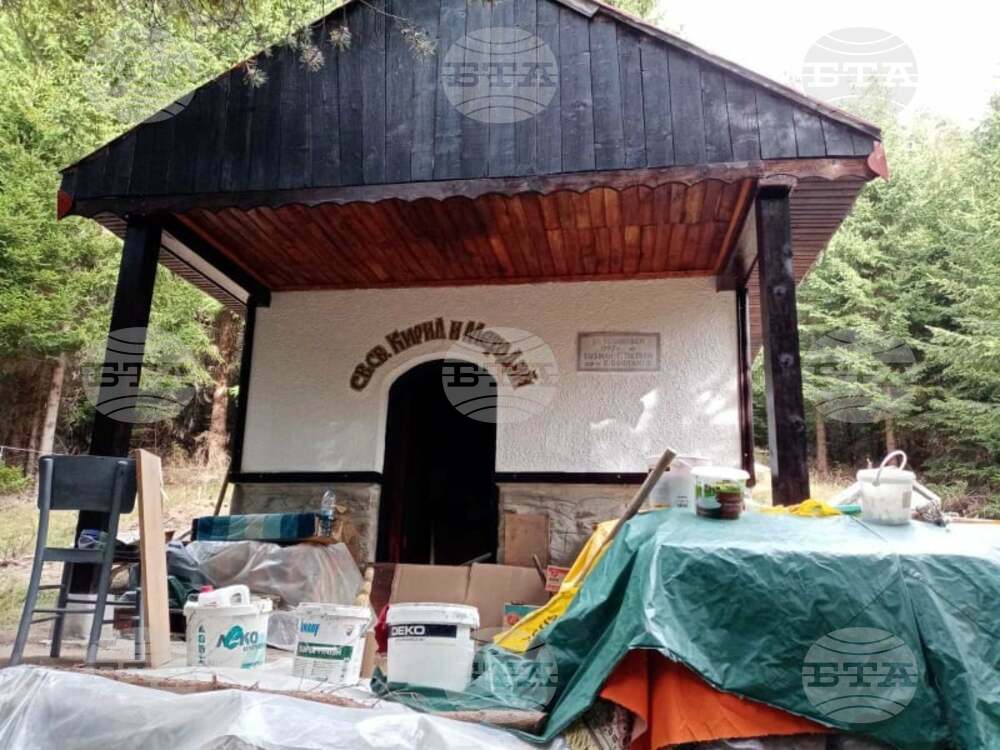 Жителите на родопското село Манастир набират средства за ремонт на параклис