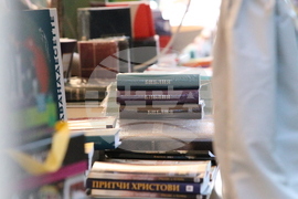 "Алея на книгата" - изложение