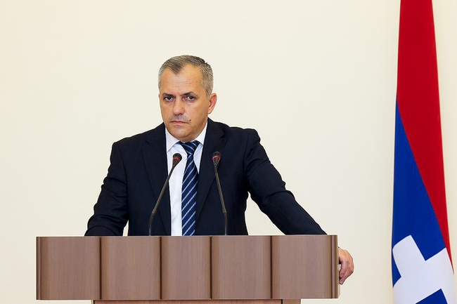 Лидерът на Нагорни Карабах каза, че ще остане в Степанакерт до завършване на операциите за издирване на убитите и смятаните за изчезнали