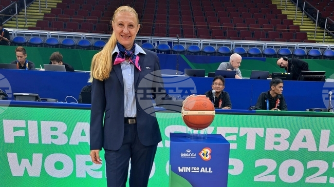 Елеонора Рангелова и Венцислав Великов с престижни наряди от ФИБА