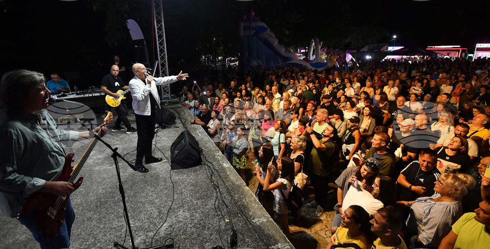 Разград - есенен панаир - концерт - група "Сигнал"