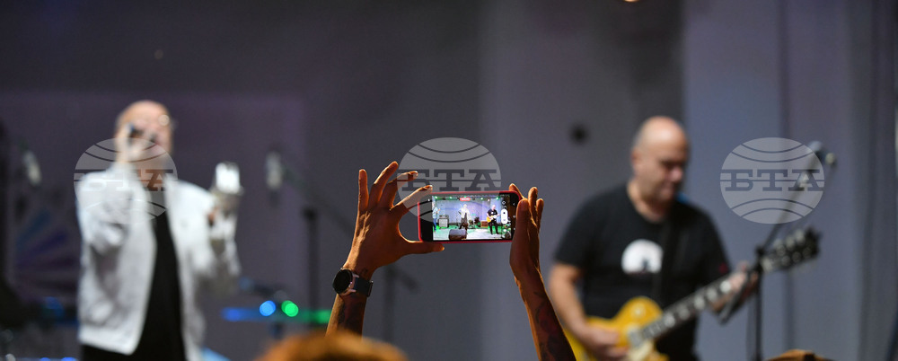 Разград - есенен панаир - концерт - група "Сигнал"