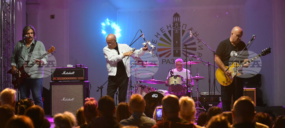 Разград - есенен панаир - концерт - група "Сигнал"