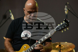 Разград - есенен панаир - концерт - група "Сигнал"