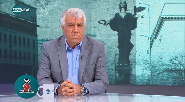 Проф. Румен Гечев: Кабинетът "Денков" е артистичната група в коалицията на ГЕРБ