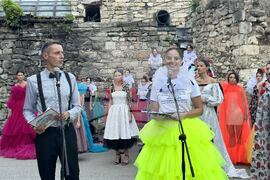 Видин - мода - "Срещу течението"