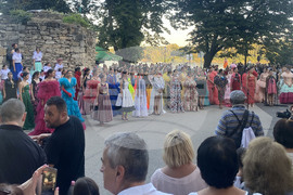 Видин - мода - "Срещу течението"