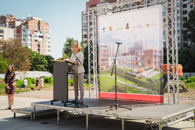 Столична община: В София започна изграждането на училище „Роналд Лаудер" заедно с детска градина