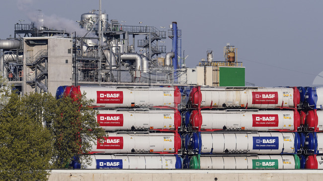 Химическата промишленост в Германия отчита най-слабия обем от поръчки от над 30 години