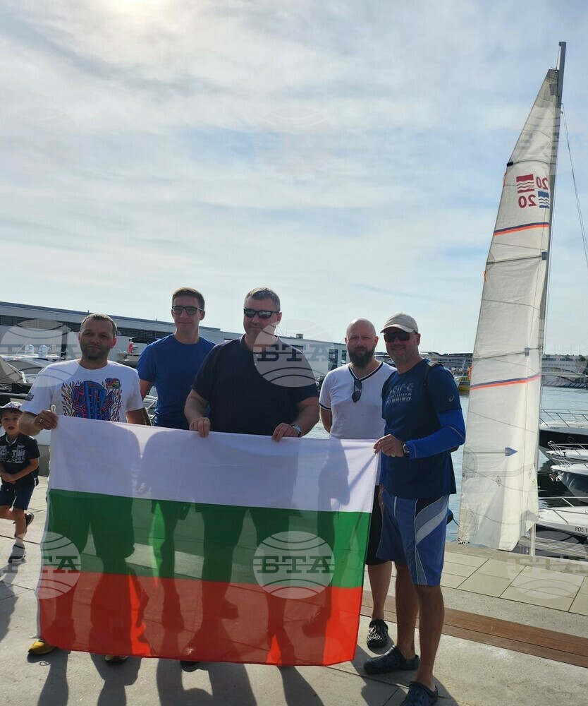 Ветроходците в екипажа на почетния консул на България в Гданск Ян Стравински завършиха на трето място на регатата "Морски консули"