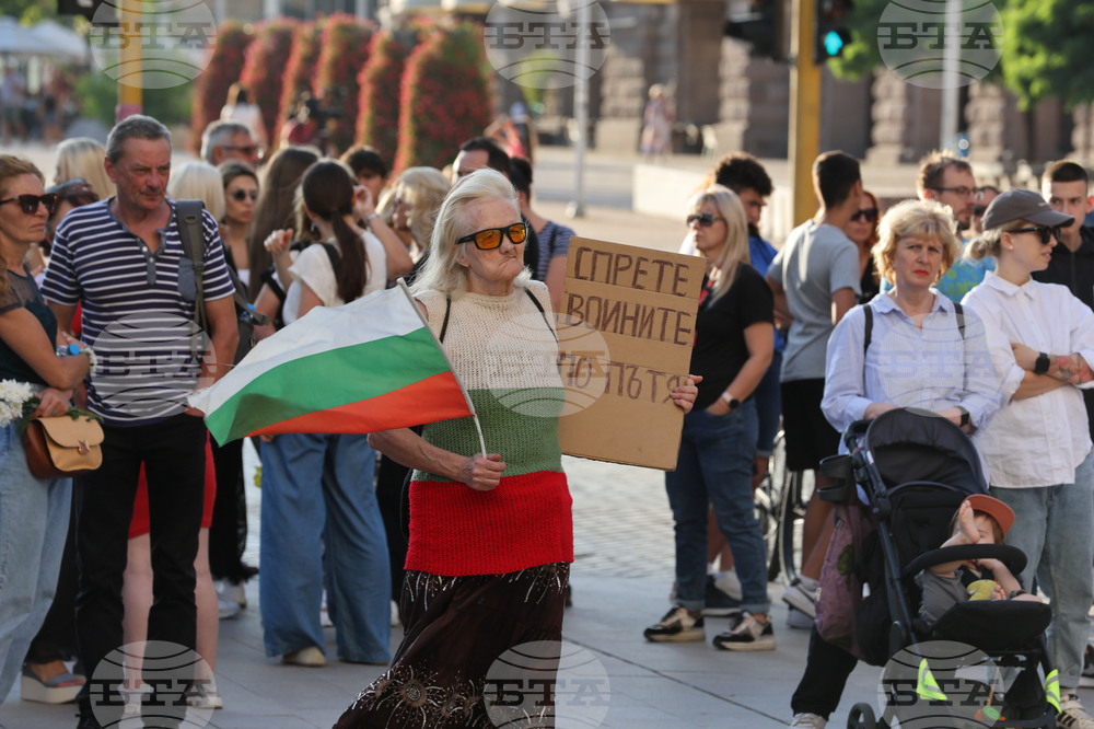 Protest Asking for Better Measures Against “War” on Roads Takes Place in Sofia