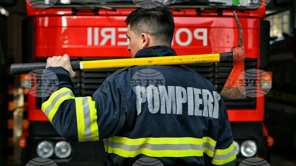 Силна буря отнесе покриви и събори дървета в южния румънски град Крайова