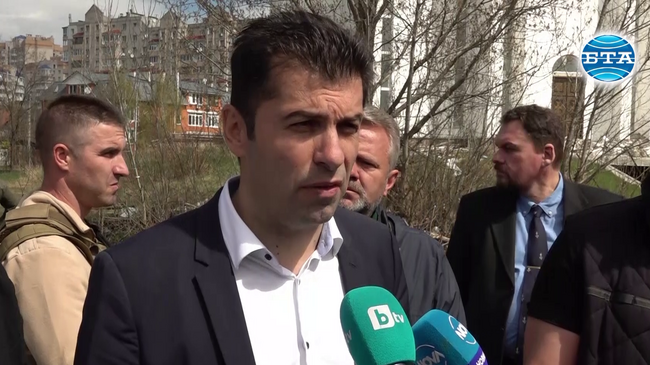 Кирил Петков от Украйна: Няма политически линии, когато става дума за човешки ценности