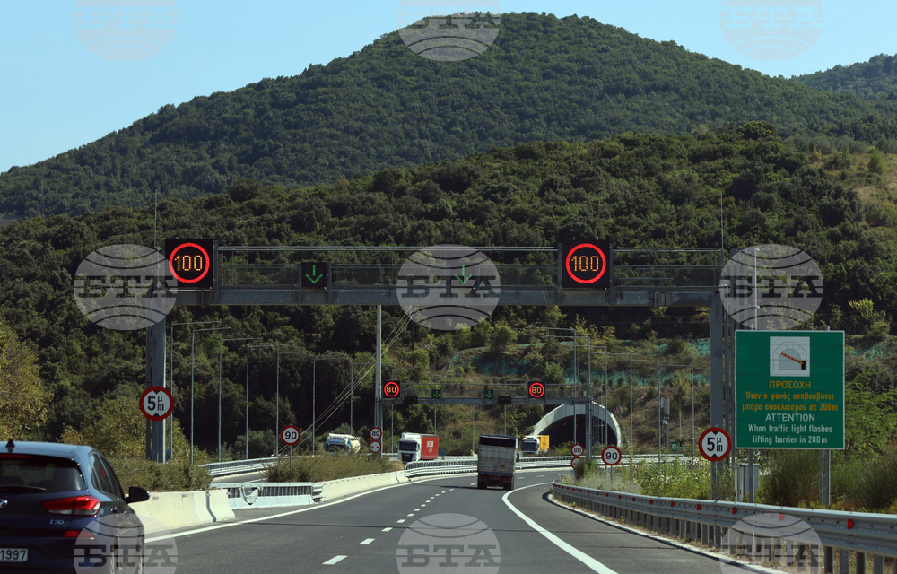 Гръцкият парламент прие нов Закон за движение по пътищата с прогресивно нарастващи санкции за редица нарушения