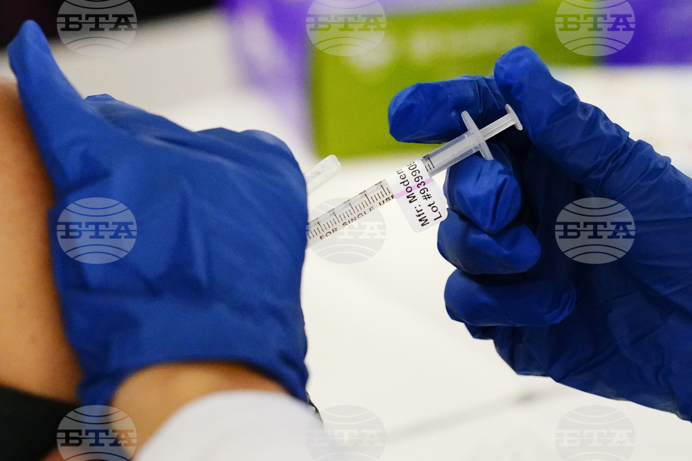 Румънците могат да си поставят четвърта доза ваксина срещу КОВИД-19 от 16 май
