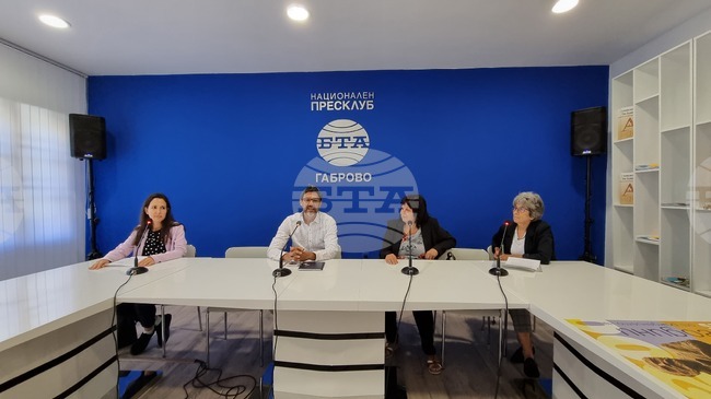 Национален пресклуб на БТА Габрово - Инициатива "Алеко днес"