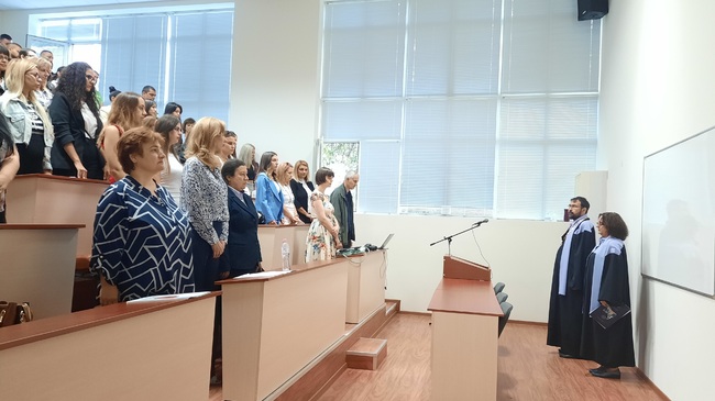 Областният управител на Добрич пожела „На добър час!“ на студентите в Колеж-Добрич