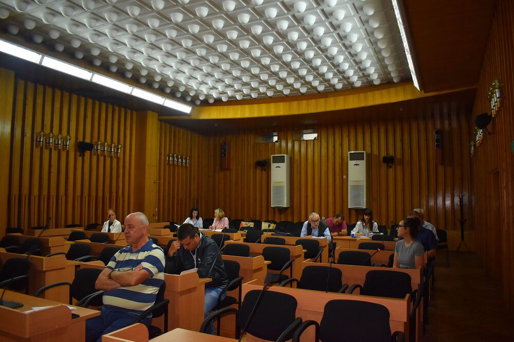 Община Разград: Десет докладни записки на заседанието на Общинския съвет през септември 