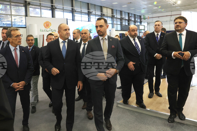 Гърция - Солун - панаир - Румен Радев