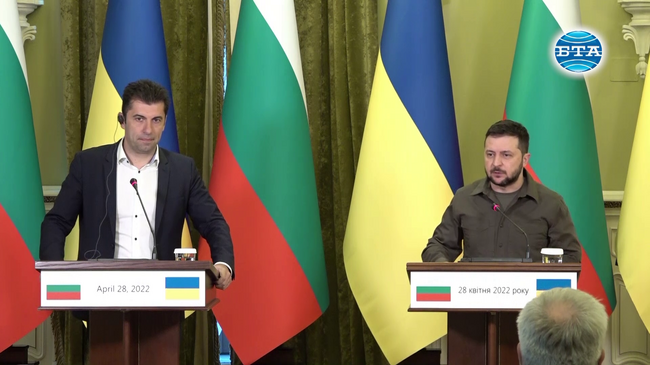 Съвместен брифинг на Кирил Петков и Володимир Зеленски в Киев