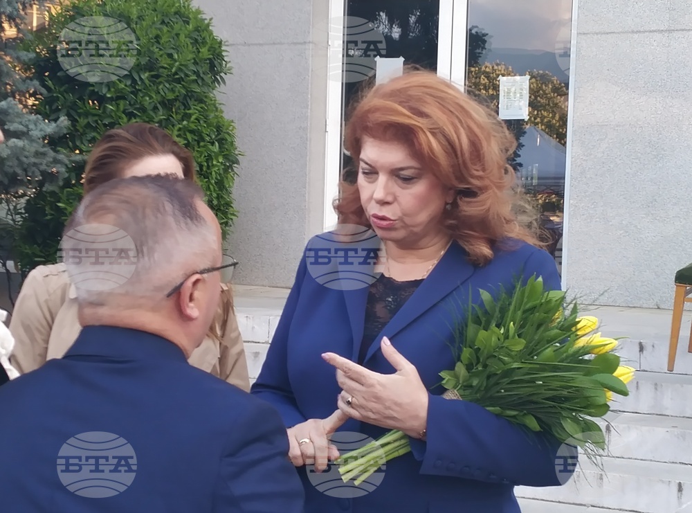 Нашата позиция е последователна от първия ден на войната, каза вицепрезидентът Илияна Йотова