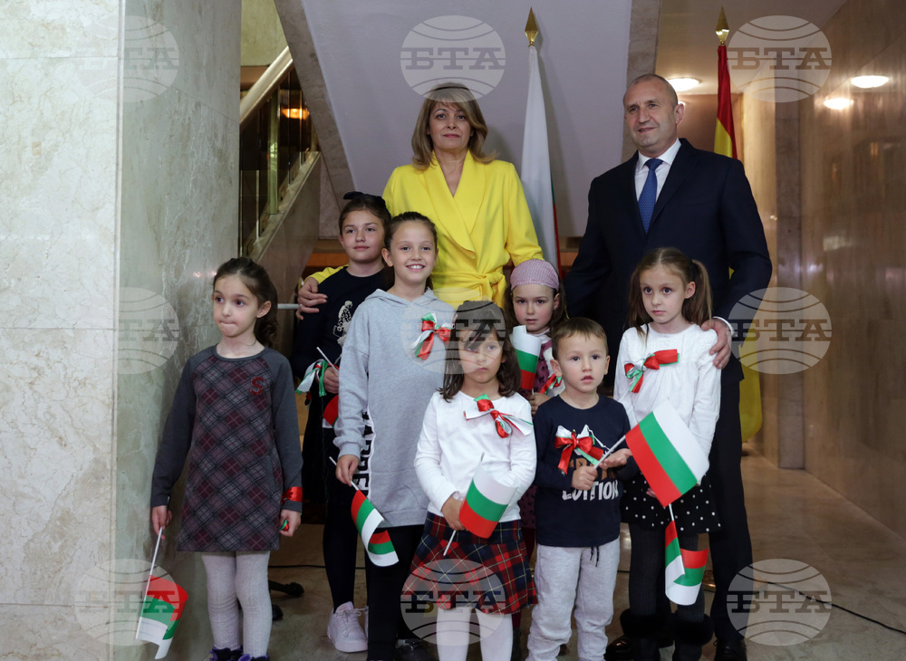 Испания - Румен Радев - посещение