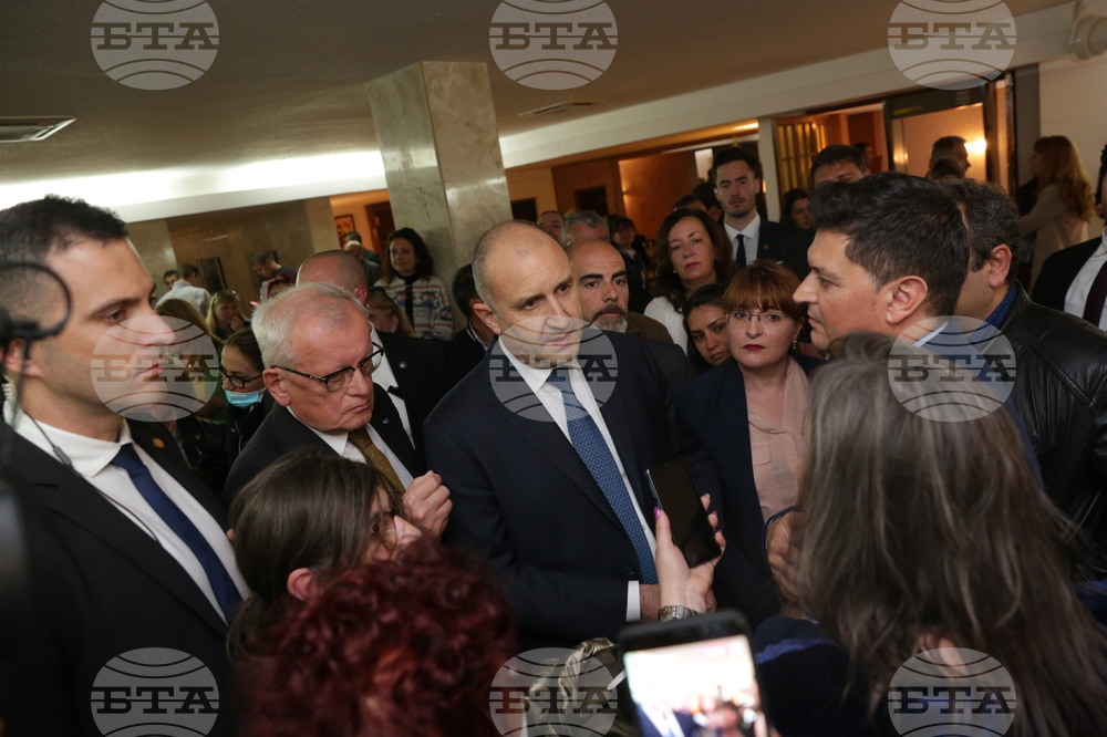 Испания - Румен Радев - посещение