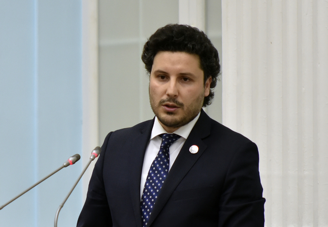 Задочен диалог между премиерите на Черна гора и Албания в социалните мрежи за „Отворени Балкани“