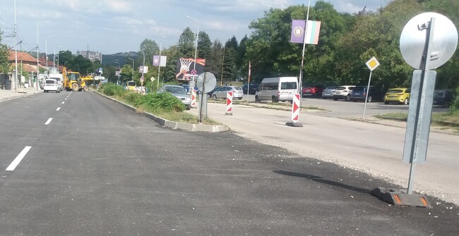 Община Ловеч: Въпреки предупрежденията на Община Ловеч до болницата да си оправи канализацията, нищо не е предприето