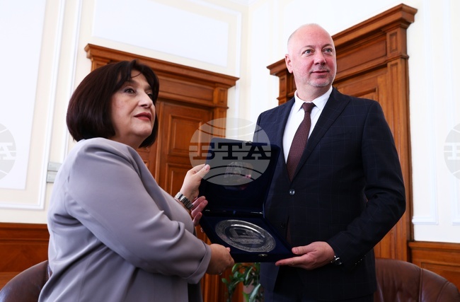  Народно събрание - Росен Желязков - Сахиба Гафарова - среща