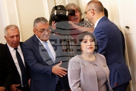 Народно събрание - Росен Желязков - Сахиба Гафарова - пленарни разговори